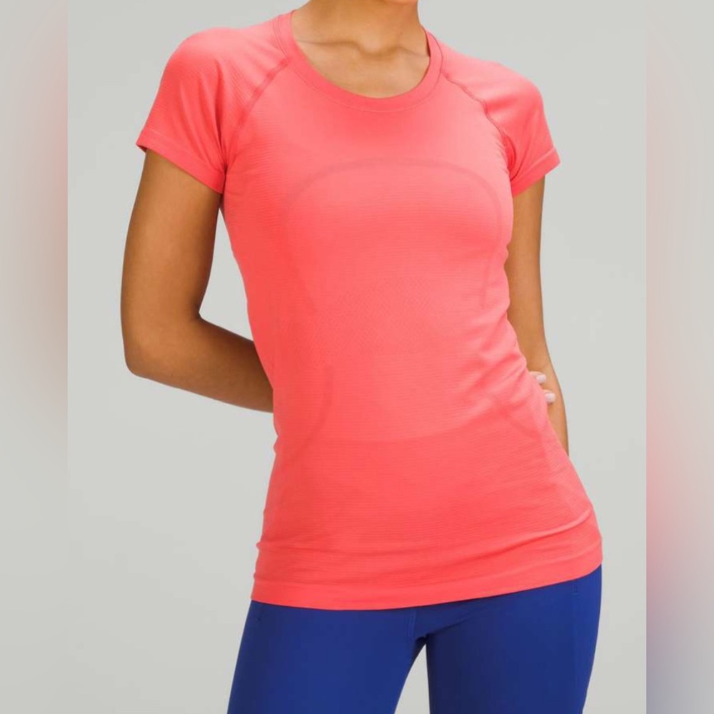 EUC Lululemon Swiftly Tech Top - Sz 2